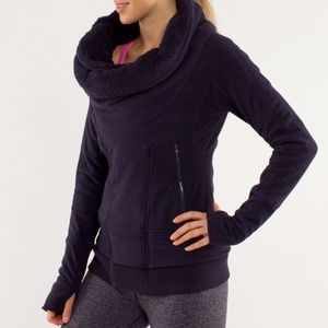 💵SALE!💵Off the Mat Jacket in Black Grape